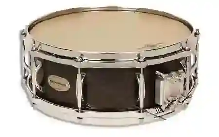 Front and side view of a snare drum